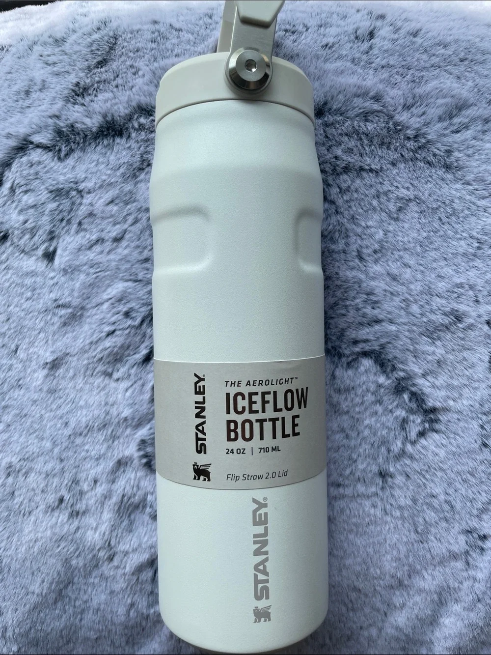 •STANLEY• 24oz IceFlow Aerolight Stainless Steel Water Bottle w/ Flip Straw - Picture 4 of 11